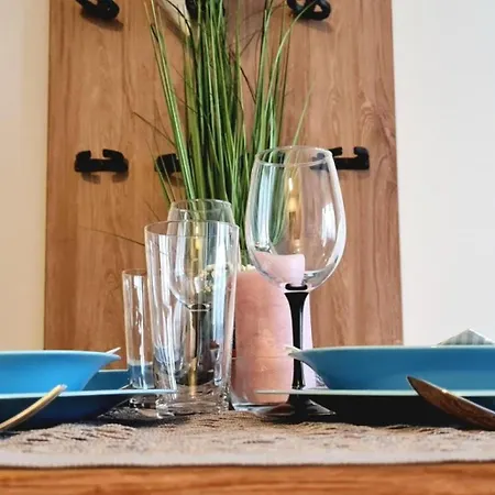 아파트 2 즐라티보