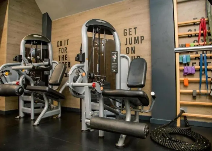 아파트 2 즐라티보