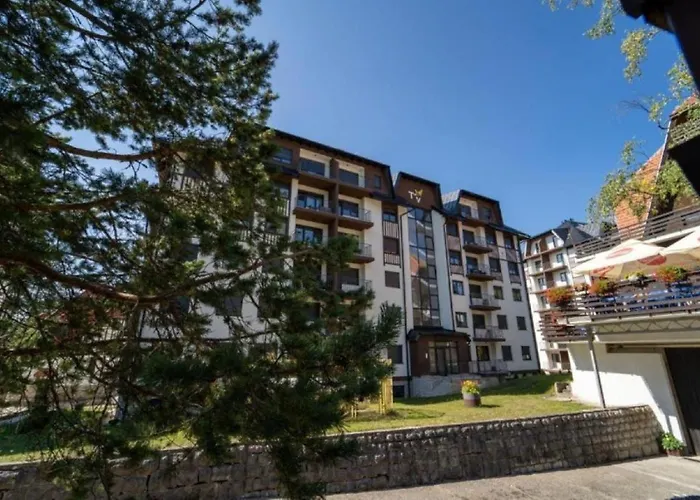 2 아파트 즐라티보